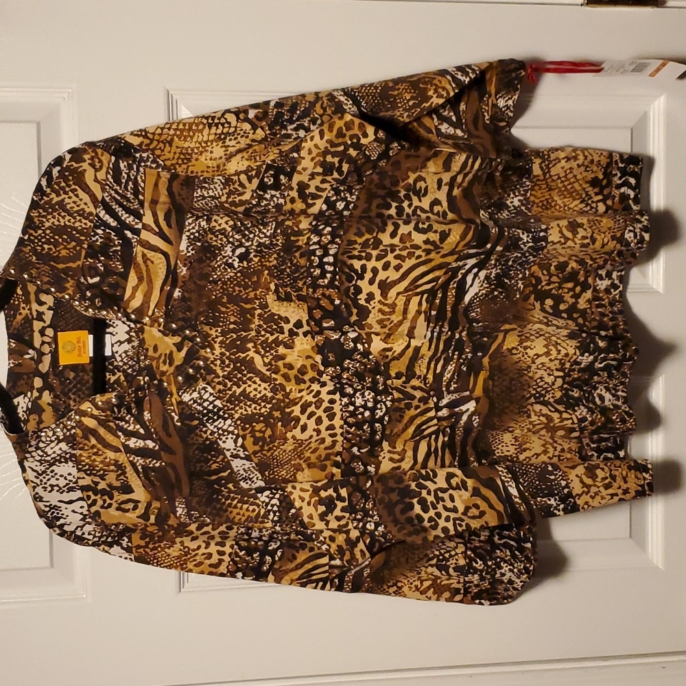 Ruby Rd. Animal Print Top - Picture 2 of 7